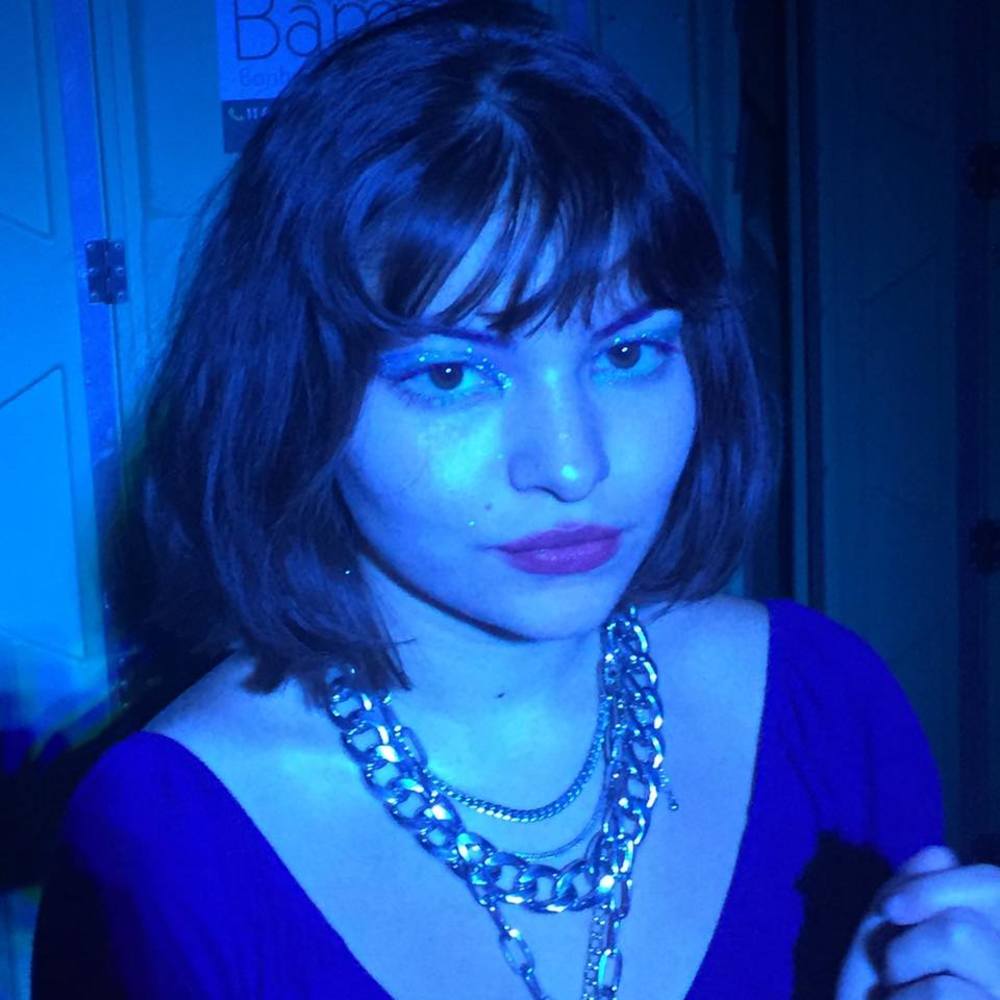 Meet your Posher, Liz